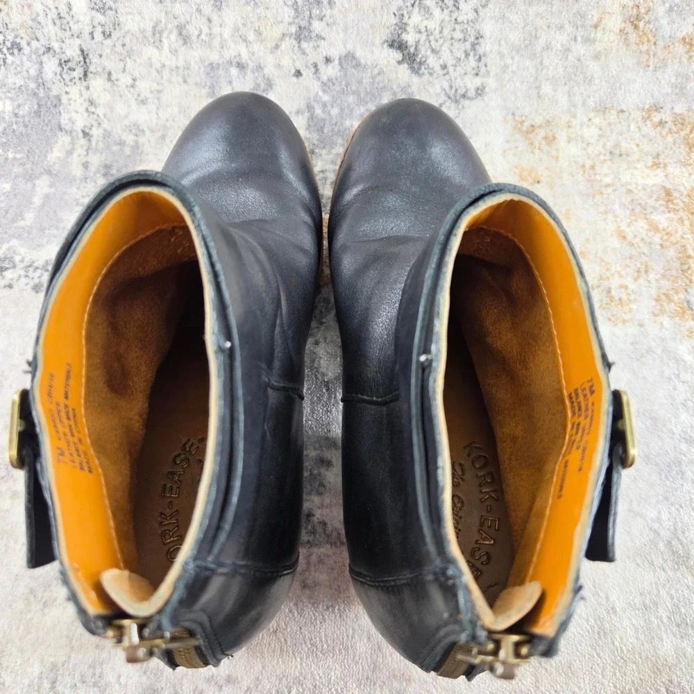 Kork Ease Velma Ankle Boots Womens‎ 7 Black Leather Back Zip Buckle Block Heel